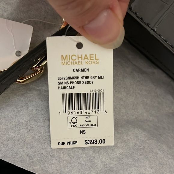 MK Heather Grey with animal print - NWT- shopping bag included ! - Picture 7 of 7